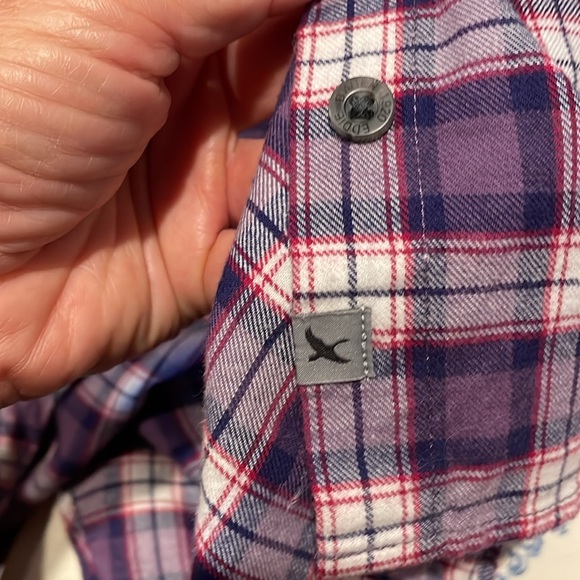 Eddie Bauer woman’s light flannel shirt. Medium - Picture 11 of 11